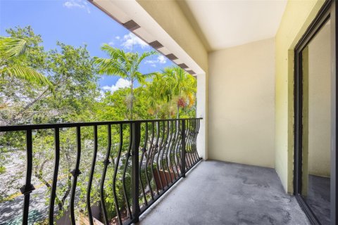 Touwnhouse à vendre à Miami, Floride: 3 chambres, 132.39 m2 № 1801044 - photo 18