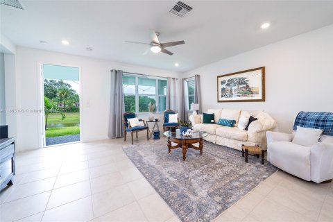 Casa en alquiler en Deerfield Beach, Florida, 4 dormitorios, 202.43 m2 № 2054229 - foto 17