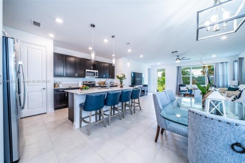 Casa en alquiler en Deerfield Beach, Florida, 4 dormitorios, 202.43 m2 № 2054229 - foto 7