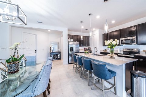 Casa en alquiler en Deerfield Beach, Florida, 4 dormitorios, 202.43 m2 № 2054229 - foto 11