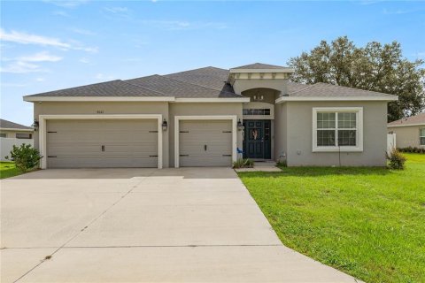 House in Ocala, Florida 4 bedrooms, 231.42 sq.m. № 1913267 - photo 1