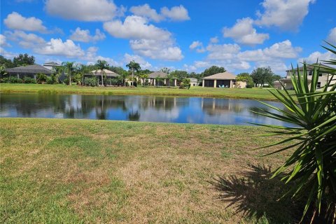 House in Bradenton, Florida 4 bedrooms, 273.88 sq.m. № 2117014 - photo 22