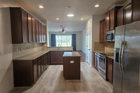 House in Bradenton, Florida 4 bedrooms, 273.88 sq.m. № 2117014 - photo 11