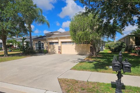 House in Bradenton, Florida 4 bedrooms, 273.88 sq.m. № 2117014 - photo 4
