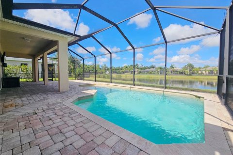 House in Bradenton, Florida 4 bedrooms, 273.88 sq.m. № 2117014 - photo 18