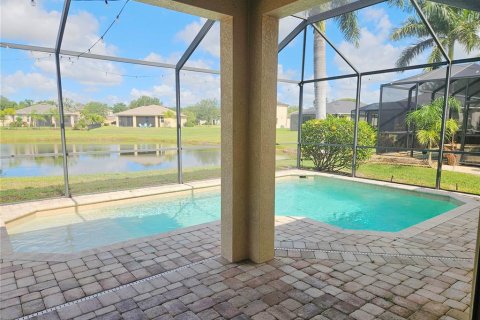 House in Bradenton, Florida 4 bedrooms, 273.88 sq.m. № 2117014 - photo 17