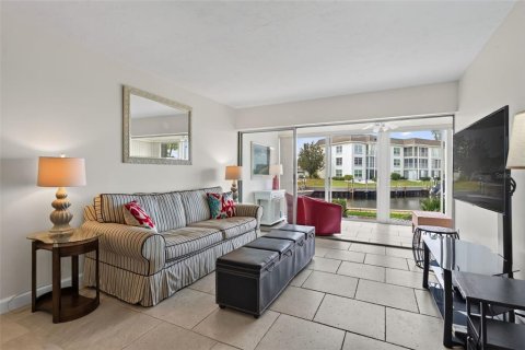 Copropriété à vendre à Longboat Key, Floride: 2 chambres, 99.59 m2 № 2425648 - photo 18