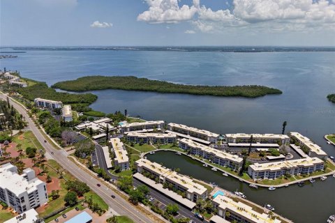 Copropriété à vendre à Longboat Key, Floride: 2 chambres, 99.59 m2 № 2425648 - photo 13