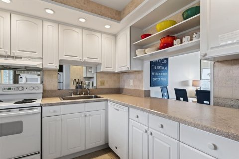Copropriété à vendre à Longboat Key, Floride: 2 chambres, 99.59 m2 № 2425648 - photo 28