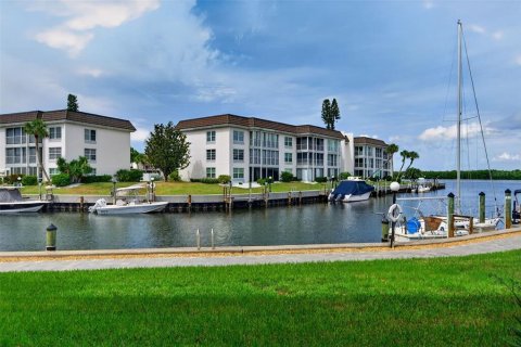 Copropriété à vendre à Longboat Key, Floride: 2 chambres, 99.59 m2 № 2425648 - photo 25