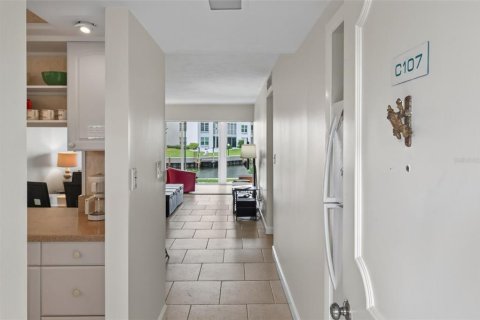 Copropriété à vendre à Longboat Key, Floride: 2 chambres, 99.59 m2 № 2425648 - photo 7