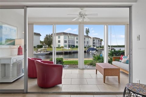 Copropriété à vendre à Longboat Key, Floride: 2 chambres, 99.59 m2 № 2425648 - photo 22