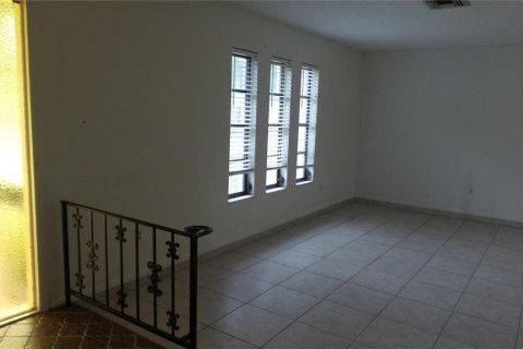 Casa en alquiler en Tarpon Springs, Florida, 2 dormitorios, 107.49 m2 № 1893761 - foto 14