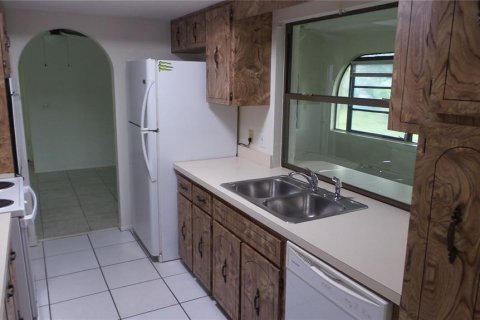 Casa en alquiler en Tarpon Springs, Florida, 2 dormitorios, 107.49 m2 № 1893761 - foto 10