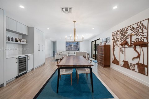 Casa en venta en Pinecrest, Florida, 5 dormitorios, 275.18 m2 № 1976720 - foto 8
