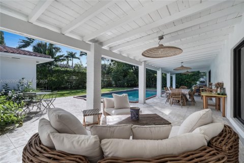 Casa en venta en Pinecrest, Florida, 5 dormitorios, 275.18 m2 № 1976720 - foto 20