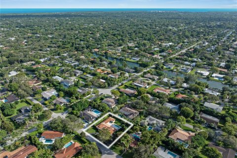 Casa en venta en Pinecrest, Florida, 5 dormitorios, 275.18 m2 № 1976720 - foto 24