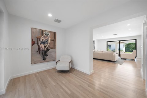 Casa en venta en Pinecrest, Florida, 5 dormitorios, 275.18 m2 № 1976720 - foto 2