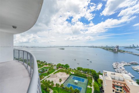 Condo in Miami, Florida, 2 bedrooms № 2154899