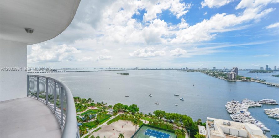 Condo in Miami, Florida, 2 bedrooms  № 2154899