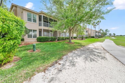 Condo in Lakeland, Florida, 3 bedrooms № 2122037 - photo 29