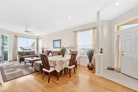 Condo in Lakeland, Florida, 3 bedrooms № 2122037 - photo 5