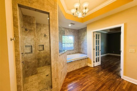 Villa ou maison à vendre à Winter Haven, Floride: 4 chambres, 186.83 m2 № 2352469 - photo 11