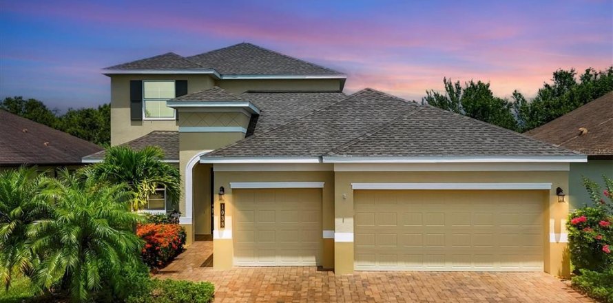 House in Bradenton, Florida 3 bedrooms, 267 sq.m. № 1857648