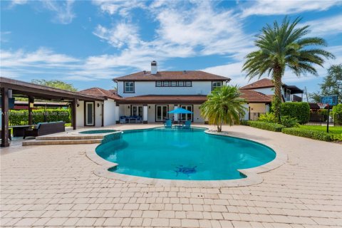 House in Southwest Ranches, Florida 6 bedrooms, 426.05 sq.m. № 1839552 - photo 6