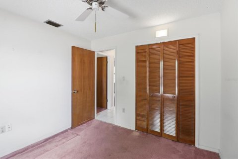 House in Casselberry, Florida 4 bedrooms, 164.81 sq.m. № 2092963 - photo 29