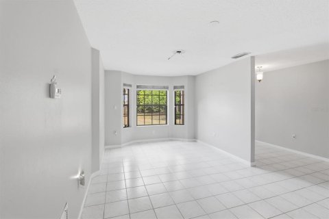 House in Casselberry, Florida 4 bedrooms, 164.81 sq.m. № 2092963 - photo 8