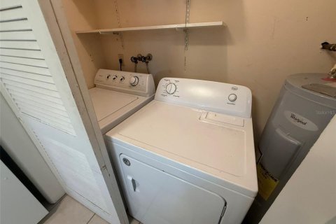 Casa en alquiler en Port Charlotte, Florida, 3 dormitorios, 93.46 m2 № 1915194 - foto 14