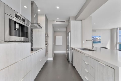 Купить кондоминиум в Майами-Бич, Флорида 2 спальни, 122.82м2, № 2050311 - фото 11