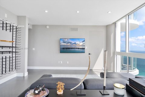 Купить кондоминиум в Майами-Бич, Флорида 2 спальни, 122.82м2, № 2050311 - фото 5