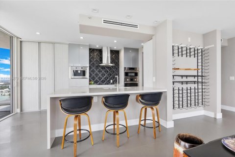 Купить кондоминиум в Майами-Бич, Флорида 2 спальни, 122.82м2, № 2050311 - фото 8