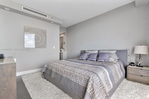 Купить кондоминиум в Майами-Бич, Флорида 2 спальни, 122.82м2, № 2050311 - фото 15