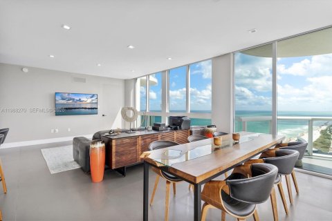 Купить кондоминиум в Майами-Бич, Флорида 2 спальни, 122.82м2, № 2050311 - фото 3