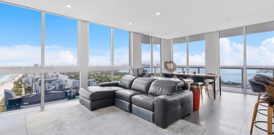 Кондоминиум с 2 спальнями в Майами-Бич, Флорида № 2050311