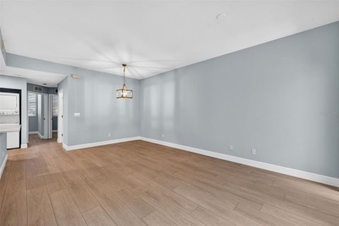 Condo in Fort Myers, Florida, 3 bedrooms № 2098382 - photo 3