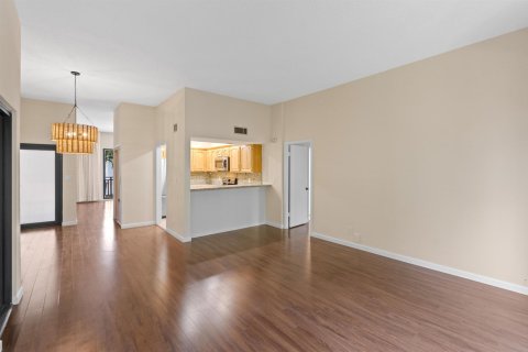 Copropriété à louer à Fort Lauderdale, Floride: 2 chambres, 118.26 m2 № 2319439 - photo 15
