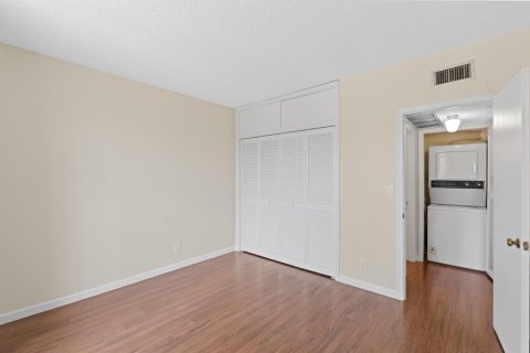Copropriété à louer à Fort Lauderdale, Floride: 2 chambres, 118.26 m2 № 2319439 - photo 30