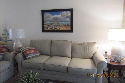 Condo in Sarasota, Florida, 2 bedrooms  № 212660 - photo 5
