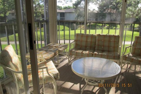 Condo in Sarasota, Florida, 2 bedrooms  № 212660 - photo 11