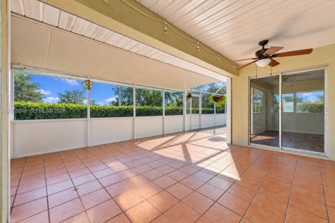 Villa ou maison à vendre à Homestead, Floride: 3 chambres, 143.81 m2 № 2422636 - photo 23