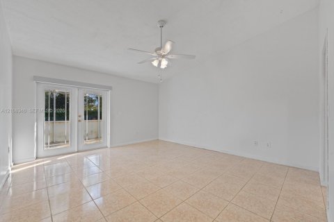 Villa ou maison à vendre à Homestead, Floride: 3 chambres, 143.81 m2 № 2422636 - photo 9