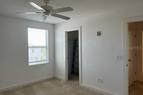 Villa ou maison à louer à Winter Garden, Floride: 4 chambres, 288.28 m2 № 2405081 - photo 21