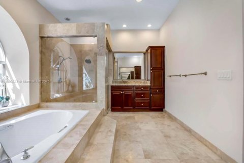 Villa ou maison à vendre à Davie, Floride: 5 chambres, 391.49 m2 № 1950504 - photo 30