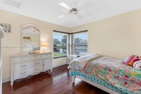 Villa ou maison à vendre à Davie, Floride: 5 chambres, 391.49 m2 № 1950504 - photo 27