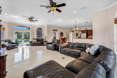 Villa ou maison à vendre à Davie, Floride: 5 chambres, 391.49 m2 № 1950504 - photo 16