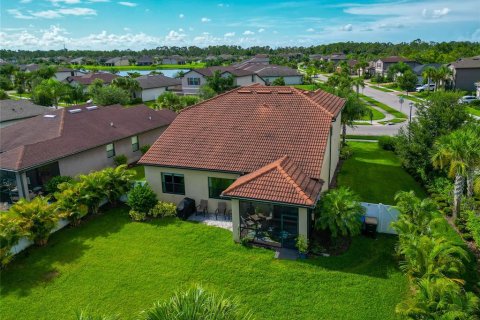House in North Port, Florida 5 bedrooms, 265.42 sq.m. № 1280019 - photo 30